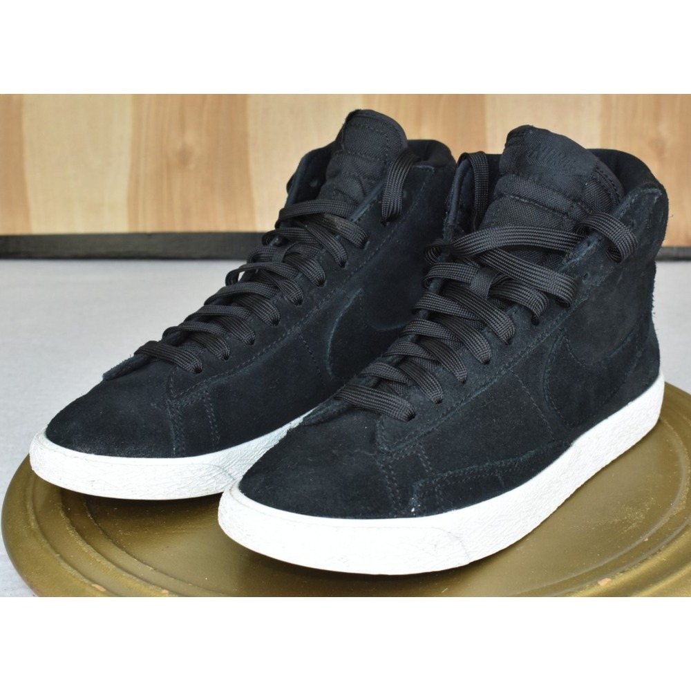 Nike Blazer Mid Youth Size 5.5 Y Suede Black Summit White Sneakers 895850-003